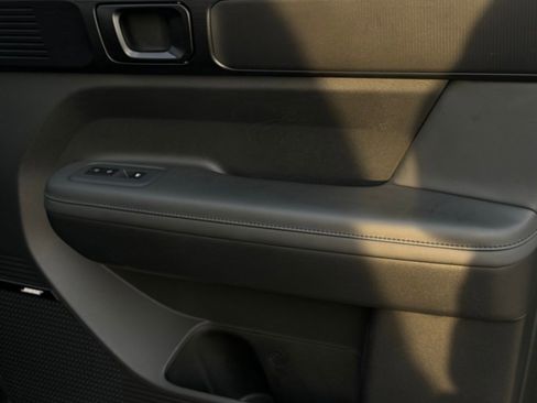 Used 2024 Hyundai Santa Fe Calligraphy image 21