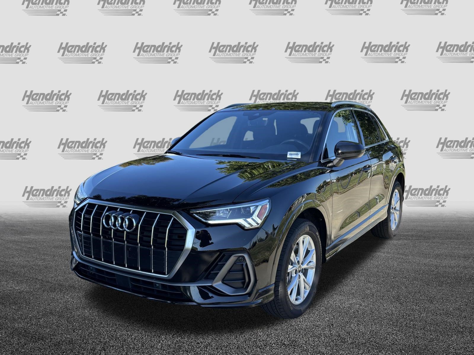Used 2025 Audi Q3 2.0T Premium w/ Convenience Package AWD/4WD image 6