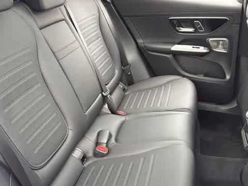 Certified 2026 Mercedes-Benz GLC 350e 4MATIC image 34