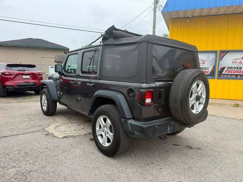 Used 2019 Jeep Wrangler Unlimited Sport S AWD/4WD image 6