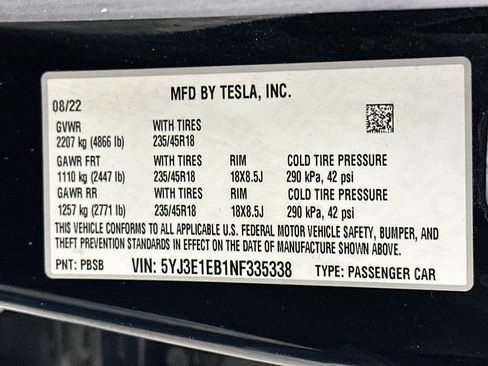Used 2022 Tesla Model 3 Long Range AWD/4WD image 12