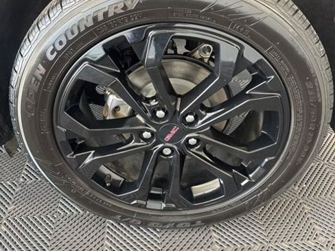 Used 2022 GMC Terrain SLT w/ Elevation Edition FWD image 10