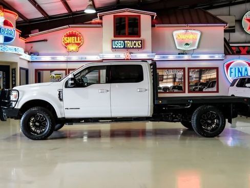 Used 2020 Ford F350 Lariat w/ Lariat Value Package AWD/4WD image 11