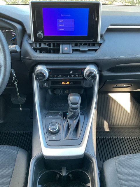 Used 2024 Toyota RAV4 LE AWD/4WD image 26