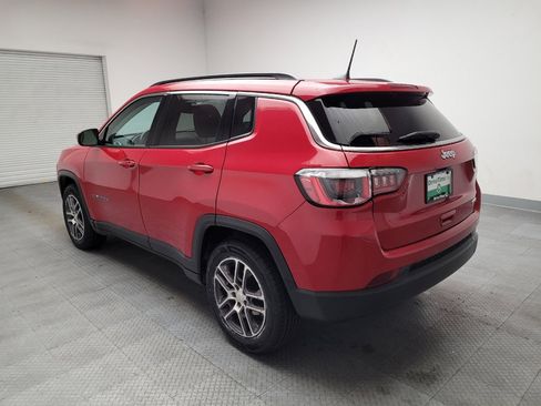 Used 2018 Jeep Compass Latitude w/ Popular Equipment Group FWD image 5