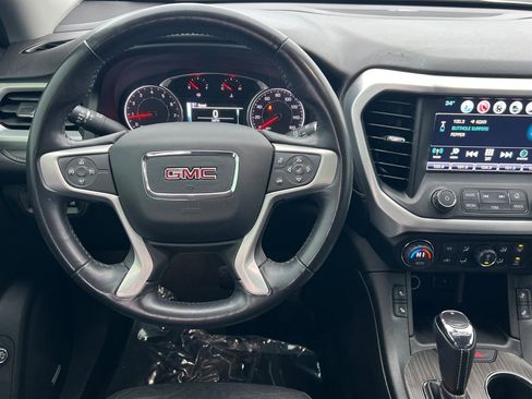 Used 2017 GMC Acadia SLT image 15