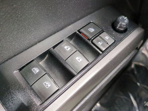 Used 2023 Toyota Tacoma TRD Sport AWD/4WD image 23