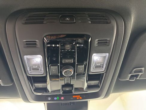Used 2026 GMC Yukon XL AT4 w/ AT4 Premium Package AWD/4WD image 24