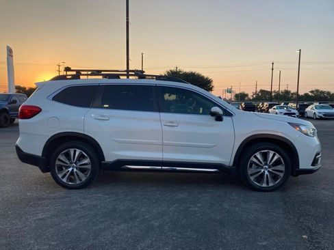 Used 2020 Subaru Ascent Limited w/ Technology Package AWD/4WD image 4