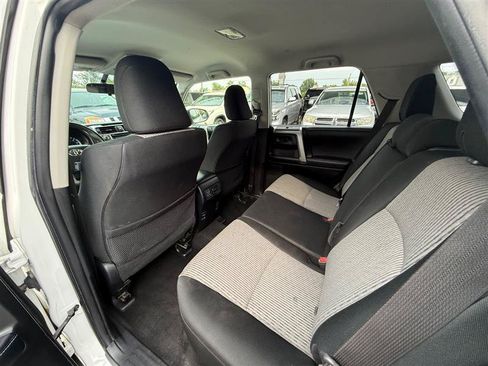 Used 2019 Toyota 4Runner SR5 AWD/4WD image 21