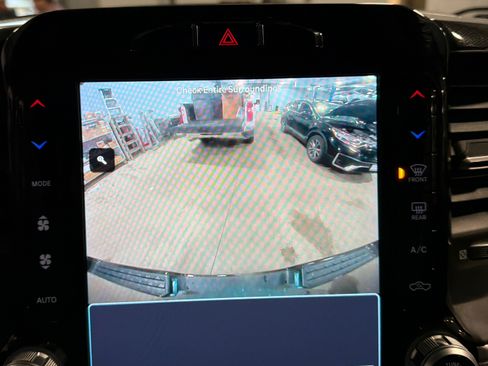 Used 2022 RAM 1500 Laramie w/ Night Edition AWD/4WD image 32