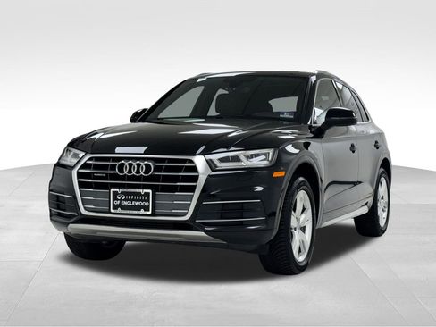 Used 2019 Audi Q5 2.0T Premium Plus w/ Premium Plus Package image 3
