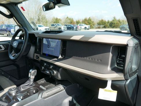 New 2026 Ford Bronco Big Bend AWD/4WD image 13