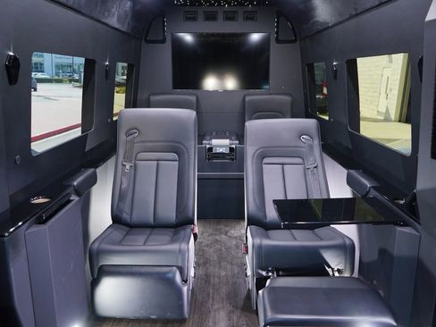 Used 2022 Mercedes-Benz Sprinter 2500 image 17