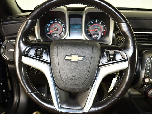 Used 2015 Chevrolet Camaro LT RWD image 13