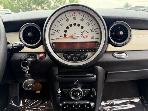 Used 2013 MINI Cooper Clubman FWD image 20