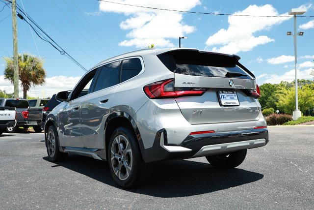 Used 2025 BMW X1 xDrive28i AWD/4WD image 8