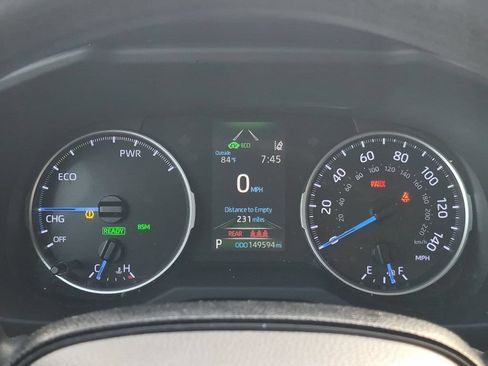 Used 2019 Toyota RAV4 LE AWD/4WD image 10