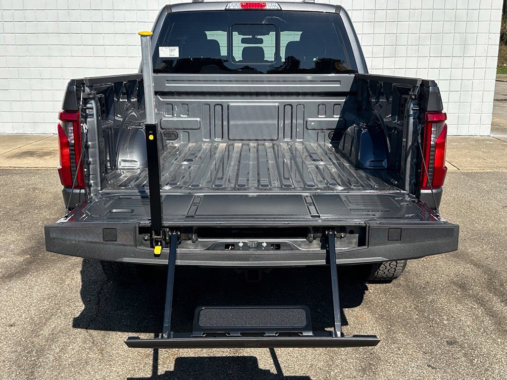 New 2026 Ford F150 XLT w/ Equipment Group 302A MID AWD/4WD image 28