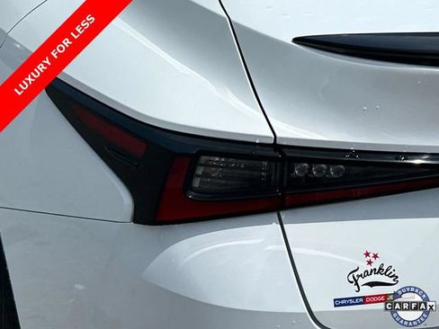 Used 2022 Lexus IS 350 F Sport w/ Navigation Package RWD image 10