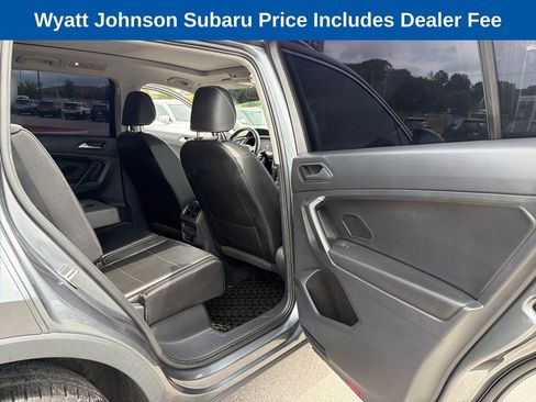 Used 2021 Volkswagen Tiguan SEL FWD image 29