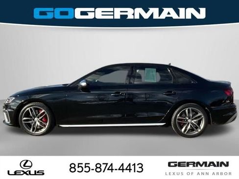 Used 2021 Audi S4 Premium Plus w/ Premium Plus Package image 3