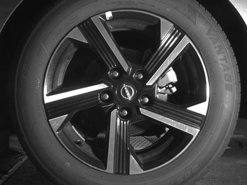 Used 2025 Nissan Sentra SV image 14