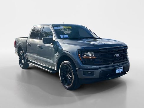 Used 2025 Ford F150 XLT w/ Equipment Group 302A MID AWD/4WD image 10