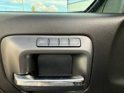 Used 2017 GMC Sierra 1500 Denali image 11