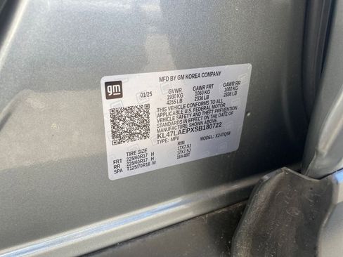 Used 2025 Buick Envista Preferred image 27