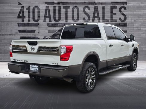 Used 2019 Nissan Titan Platinum Reserve w/ Platinum Utility Package image 3