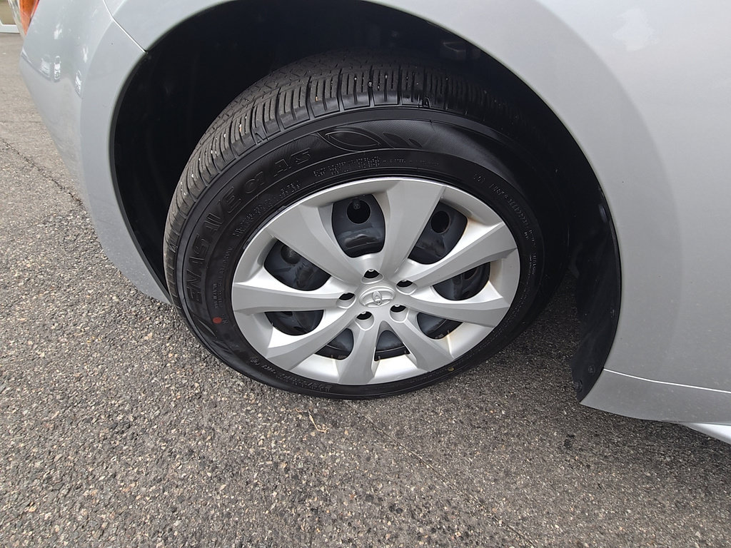 Certified 2023 Toyota Corolla LE FWD image 9