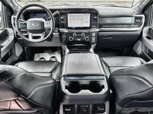 Used 2024 Ford F250 Lariat w/ Black Appearance Package AWD/4WD image 26