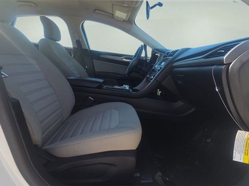 Used 2018 Ford Fusion S image 13