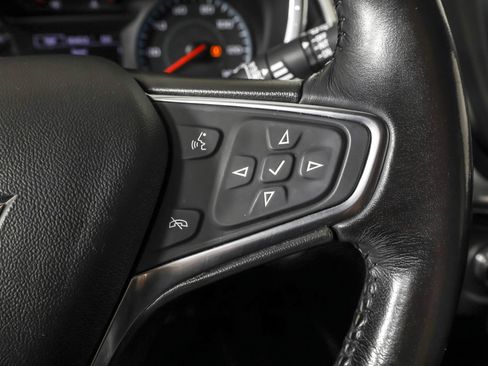 Used 2018 Chevrolet Equinox LT image 31