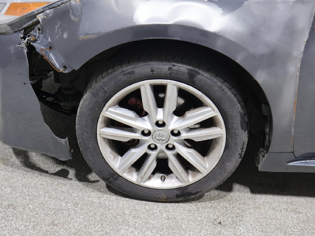 Used 2013 Toyota Avalon XLE FWD image 13