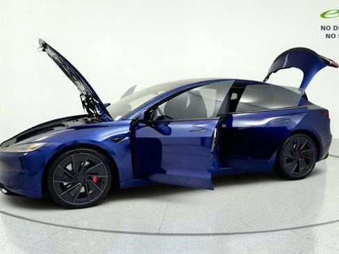 Used 2025 Tesla Model 3 Performance AWD/4WD image 14