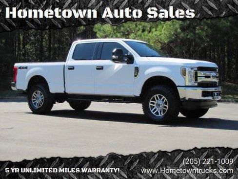 Used 2018 Ford F250 XLT image 1