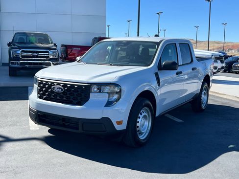 New 2026 Ford Maverick XL w/ Equipment Group 101A AWD/4WD image 2