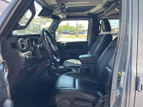 Used 2021 Jeep Wrangler Unlimited Rubicon 4xe w/ Safety Group image 7