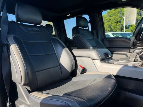 Used 2018 Ford F150 Raptor w/ Equipment Group 802A Luxury image 17