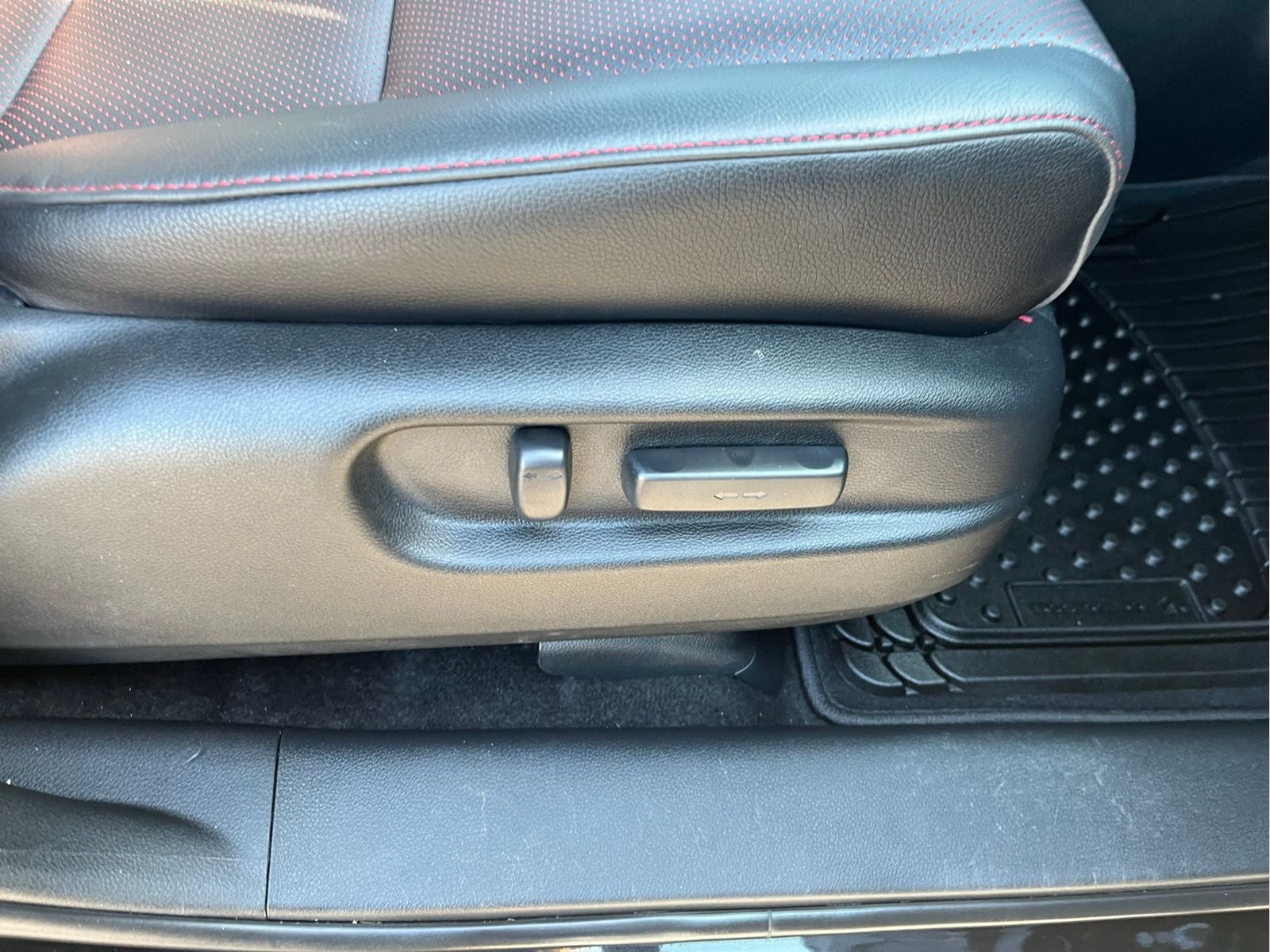 Used 2023 Honda Ridgeline Black Edition image 30