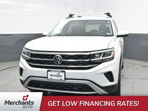 Used 2023 Volkswagen Atlas SE AWD/4WD image 2