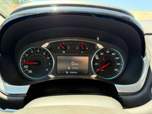 Used 2020 Chevrolet Traverse LT AWD/4WD image 12