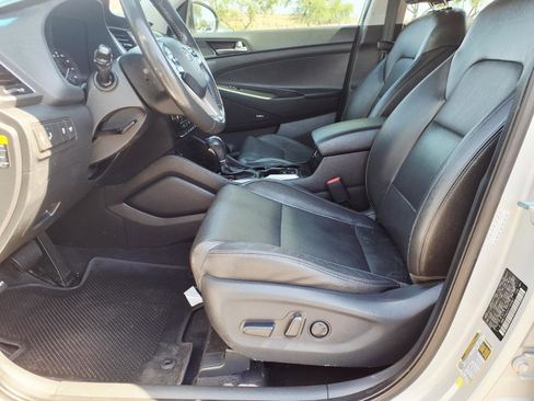 Used 2018 Hyundai Tucson Limited FWD image 22