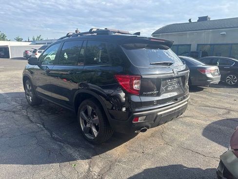 Used 2019 Honda Passport Touring image 3