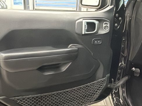 Used 2018 Jeep Wrangler Unlimited Rubicon image 21