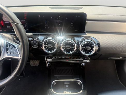 Used 2025 Mercedes-Benz CLA 250 4MATIC image 16