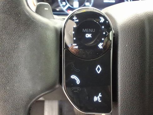 Used 2019 Land Rover Discovery HSE Luxury image 10