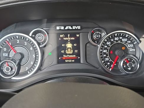 Used 2024 RAM 1500 Big Horn AWD/4WD image 5